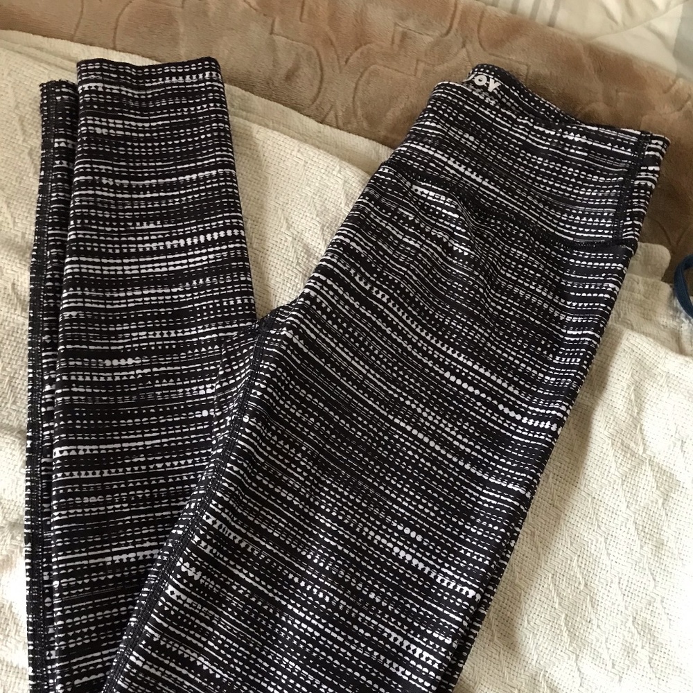 Black and white running tights